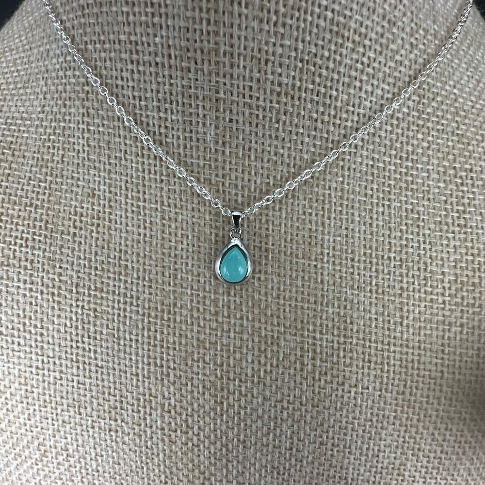 Small, Dainty Silver Turquoise Teardrop Pendant Necklace on Box Chain - Picture 9 of 14